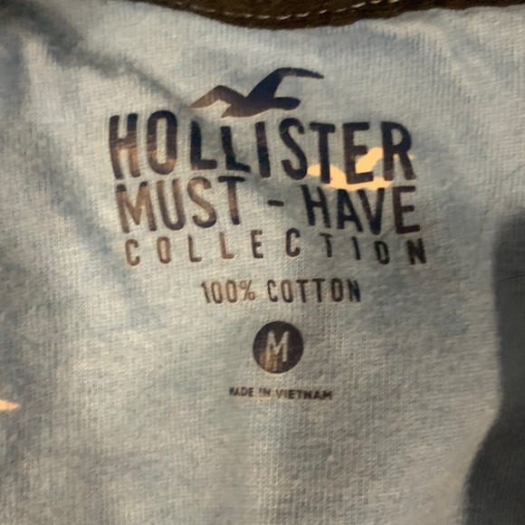 Blue Hollister T-Shirt - Picture 3 of 3